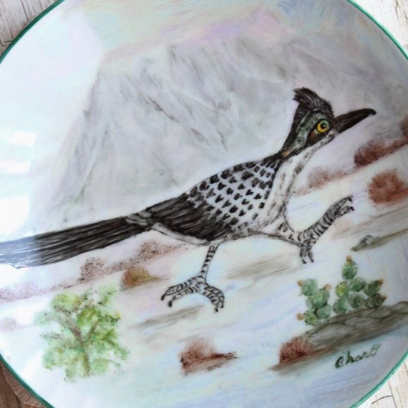 Road Runner Plate Decorative Hand Painted Artist Signed Charo SW Decor 6.5 Inch - Picture 5 of 6